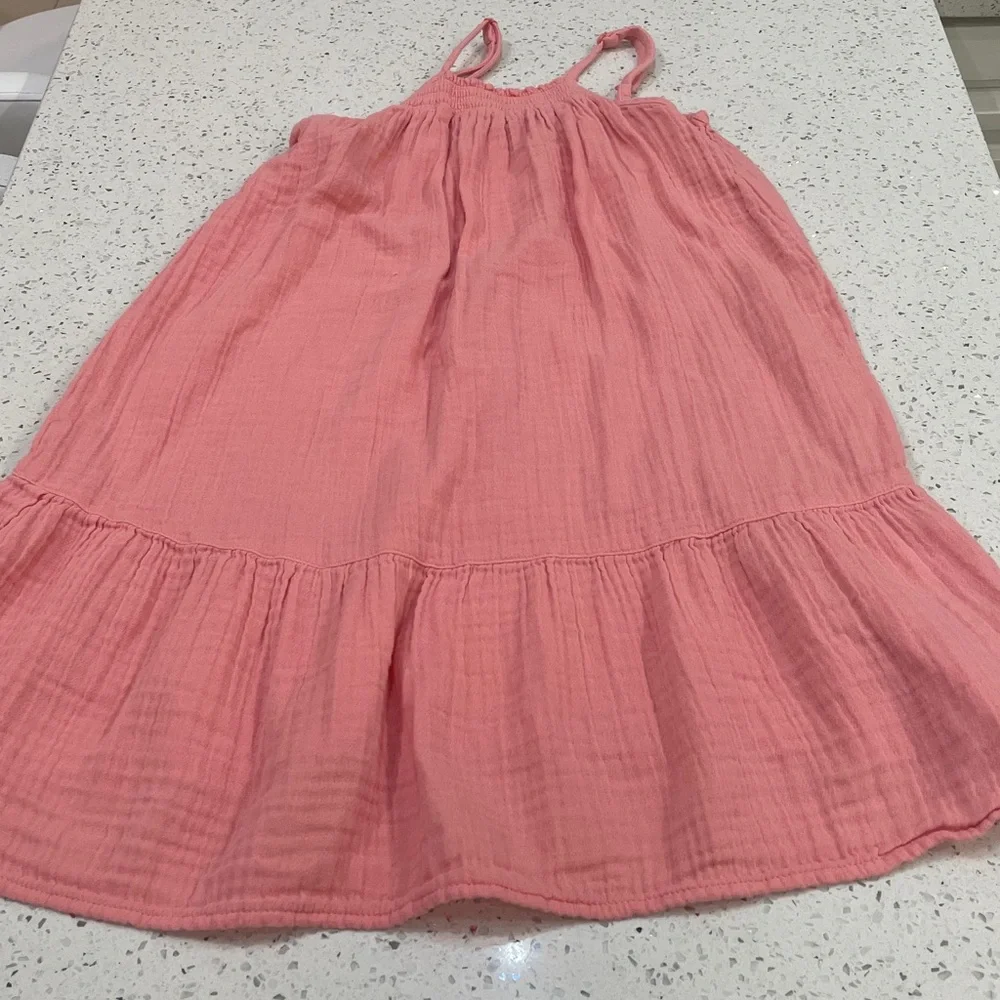 Girls Spring/Summer flowy and crotchet dresses size XS/S
